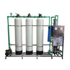 Hệ thống nước uống đ&oacute;ng chai 250L/H